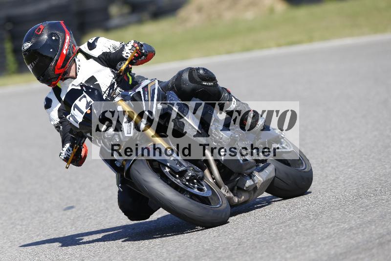 Archiv-2025/48 25.08.2025 Cornu Master School ADR/rot-rouge/112